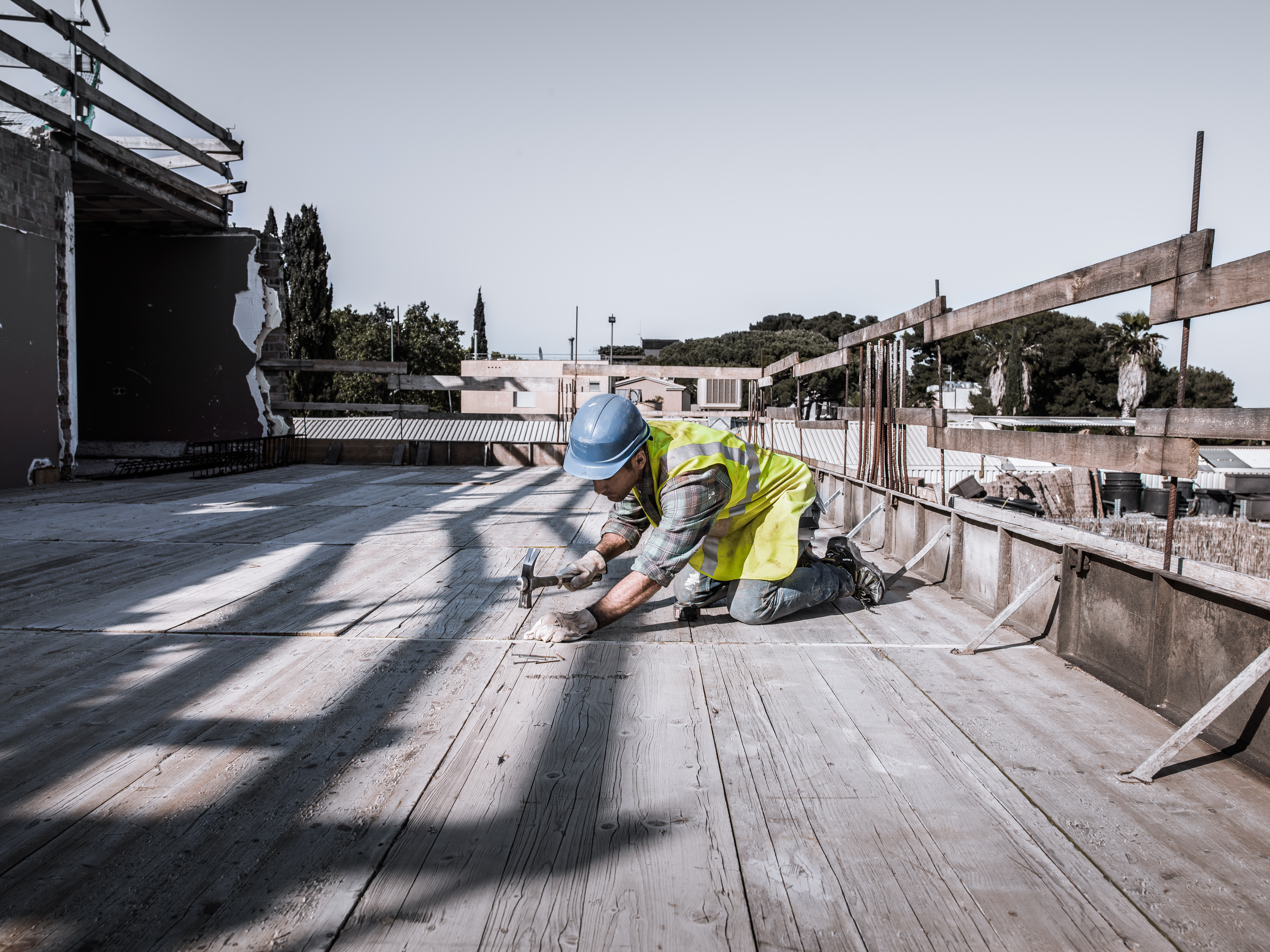 The Role of Primers in Roof Coatings